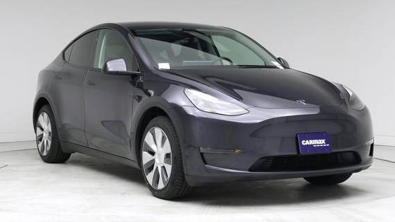 TESLA MODEL Y 2024 7SAYGDEEXRA244764 image